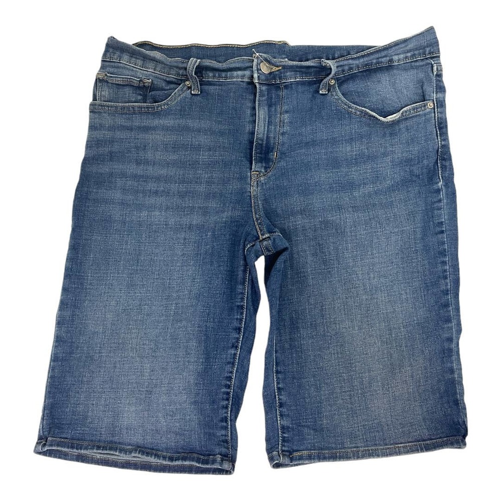Levi's Bermuda Jean Shorts Size W32